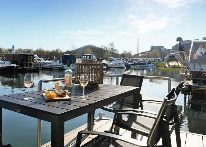 House Boat Trinidad Botel 5*