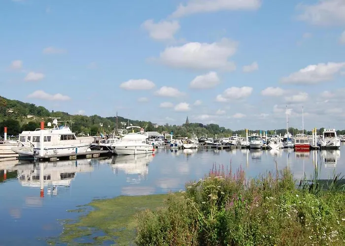 House Boat Trinidad Maastricht