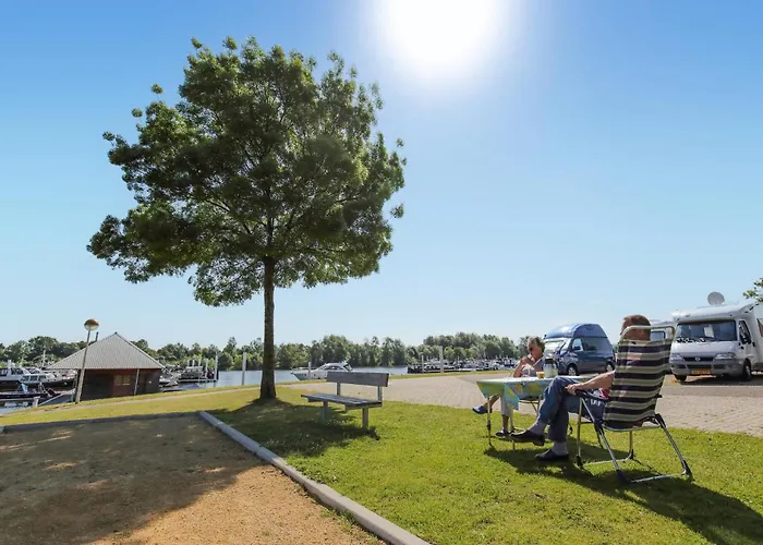 Hotel en barco House Boat Trinidad Maastricht